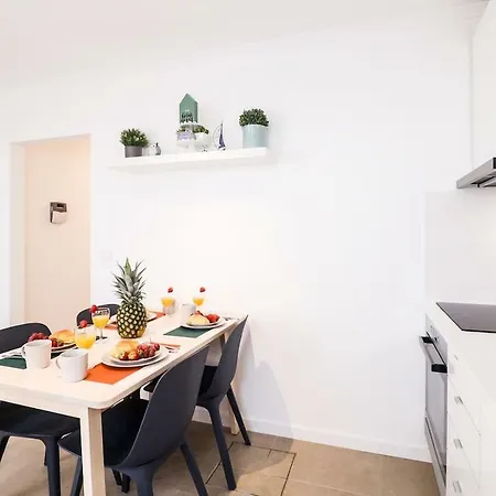 Casa Abacaxi - 1 Min To Beach Nazaré